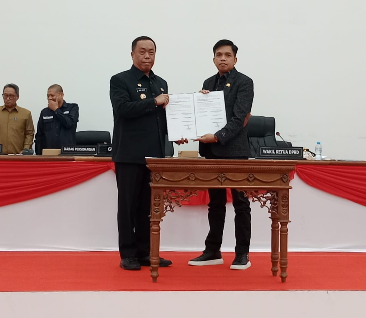 Perda Penyelenggaraan Perpustakaan Inisiatif DPRD Sulbar Disahkan, Untuk Penguatan Regulasi Gerakan Sulbar Mandarras