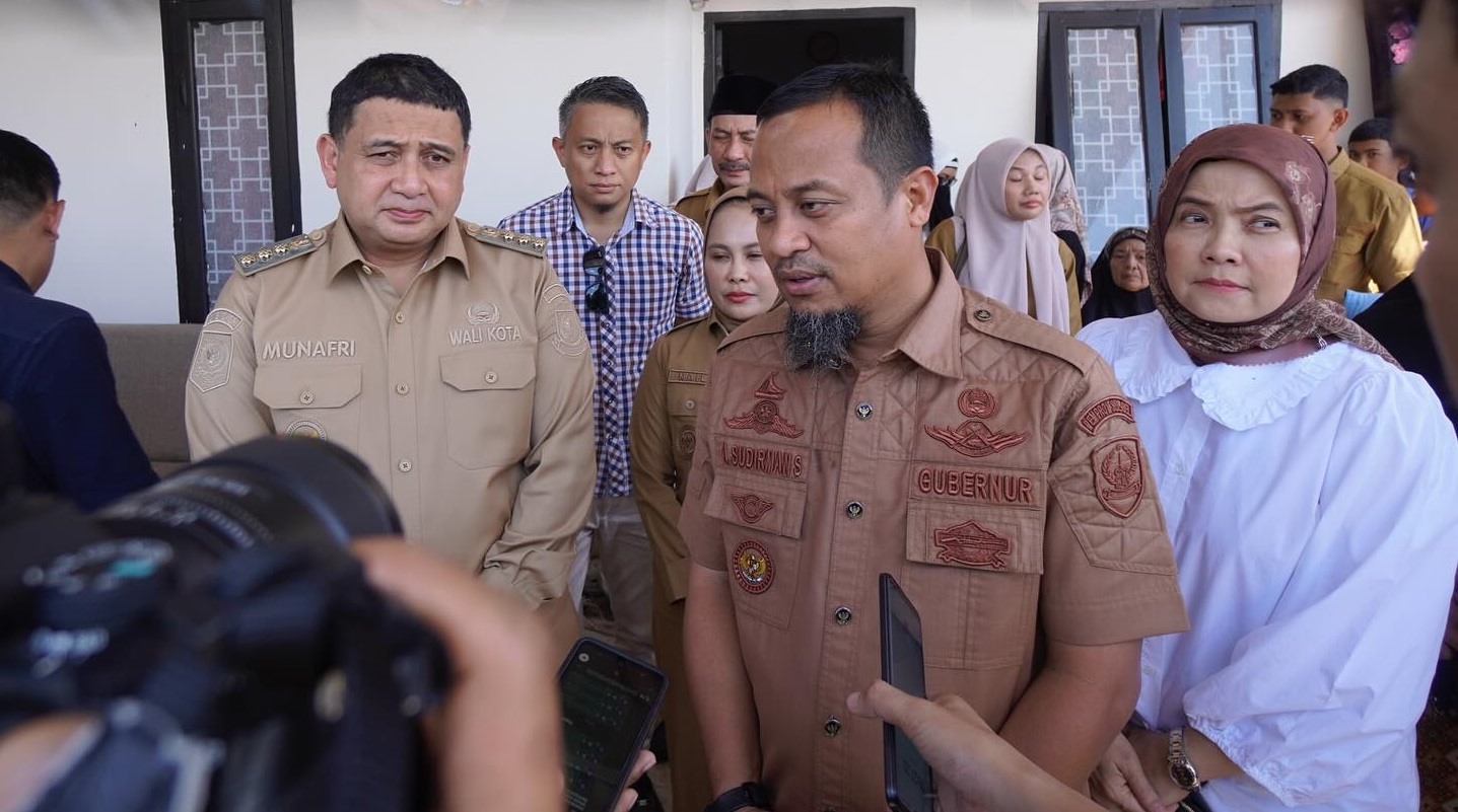 Camat Ujung Tanah Dampingi Gubernur, Wali Kota dan Wawali Kunjungi Kediaman Almarhum Saiful Akbar