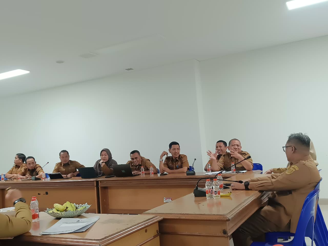 Sekretariat DPRD dan Diskominfo Sulbar Bersinergi, Tingkatkan Kualitas Pengelolaan Media dan Publikasi