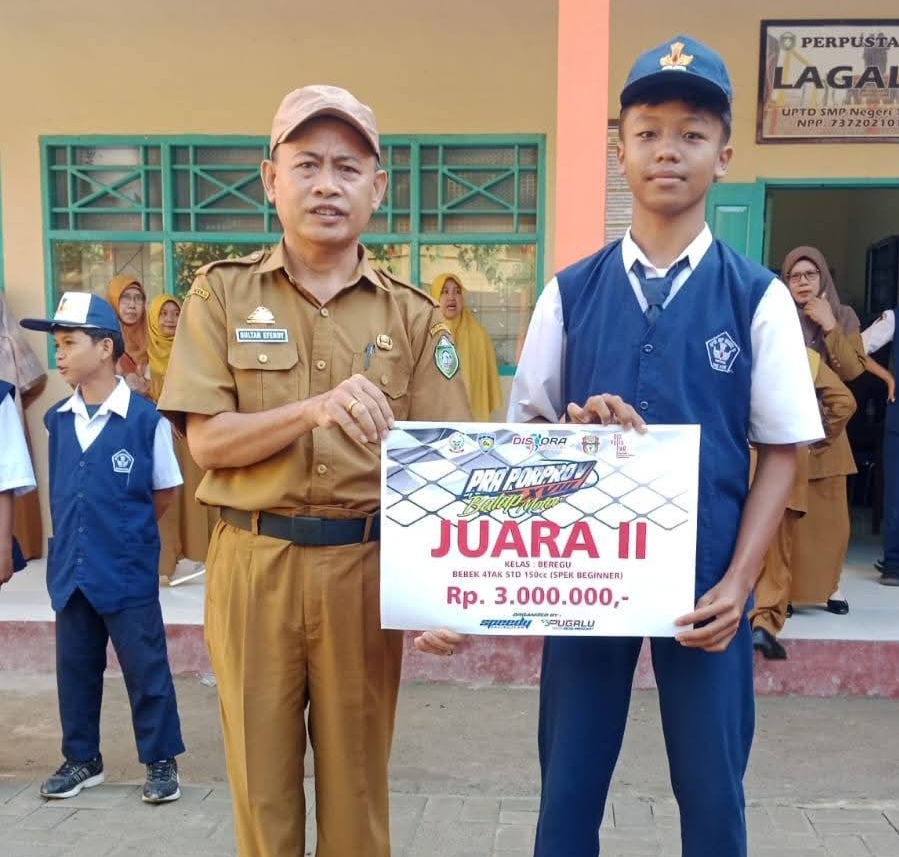 SMPN 10 Parepare Beri Apresiasi Rasya Siswa Peraih Juara 2 Lomba Balap Motor Pra Porprov Sulsel