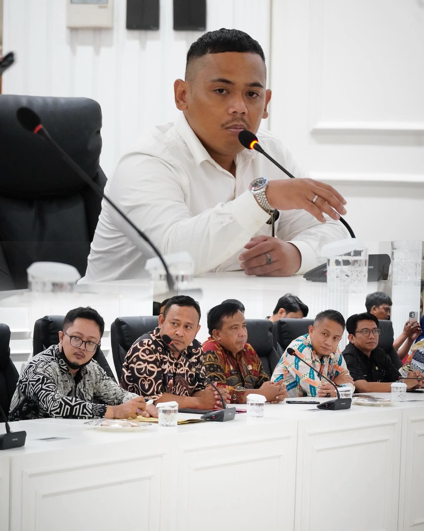 Anggota Dewan Rahmat Taqwa Menghadiri Rakor Bersama Wali Kota, Bahas Penertiban Bangunan Liar di Ujung Tanah