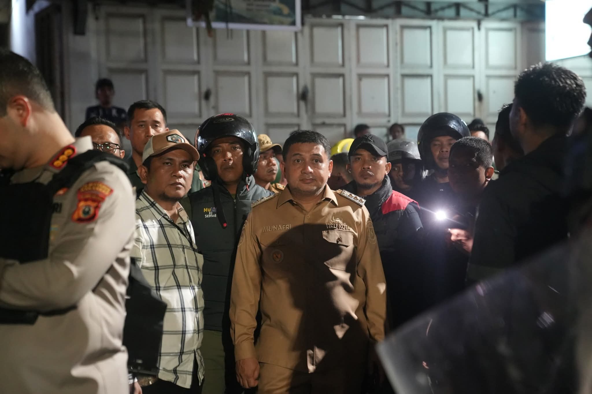 Wali Kota Munafri Terjun Langsung ke Lokasi Perang Kelompok di Tallo, Berkoordinasi Kapolrestabes dan Dandim Mengendalikan Kamtibmas