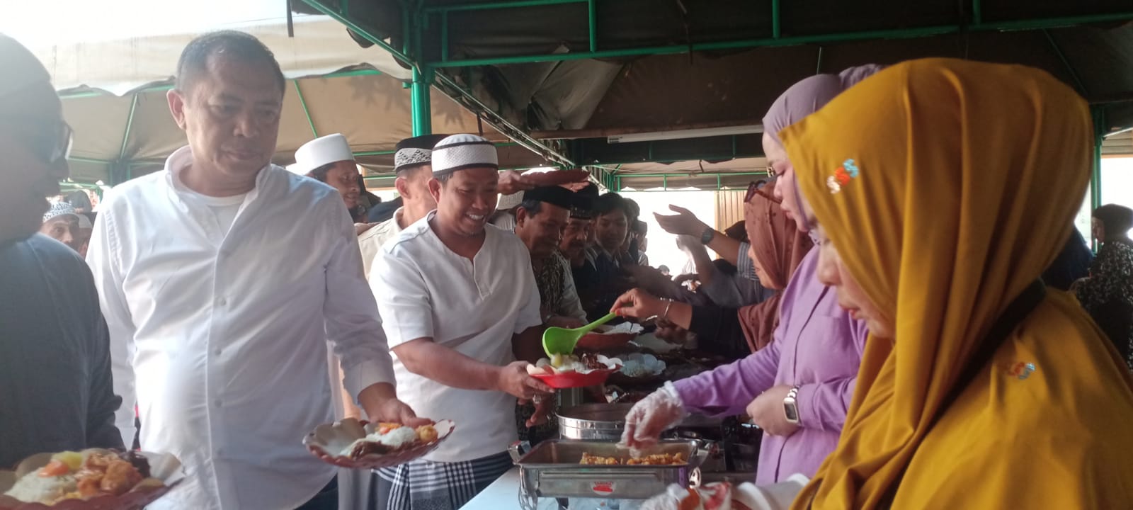 Mantan Pj Wali Kota Akbar Ali Siap Support Terus Jumat Berkah, Doakan Masjid Raya Semakin Makmur