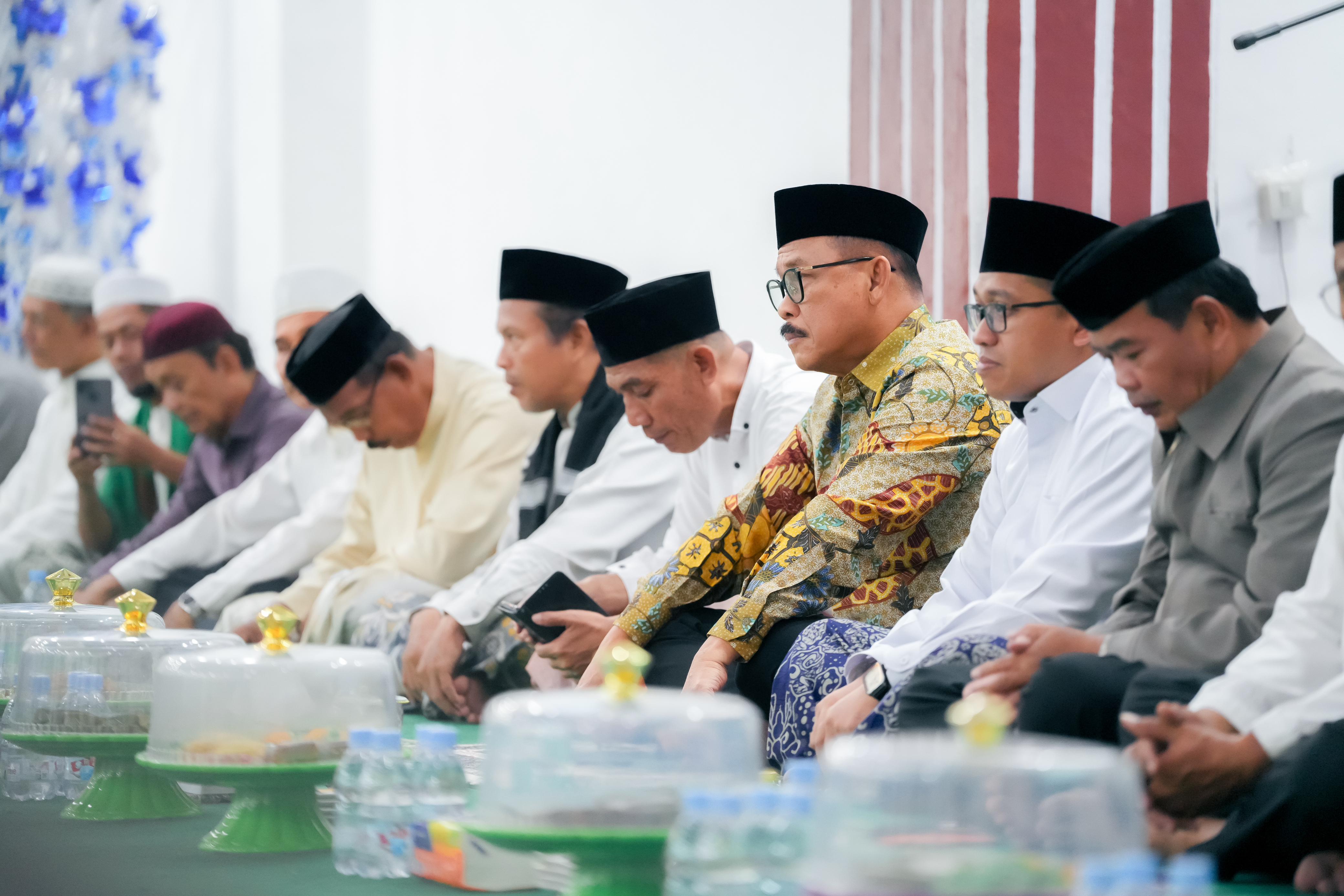 Gubernur Suhardi Duka Hadiri Maulid Nabi, Ajak Ummat Mengikuti Teladan Rasulullah