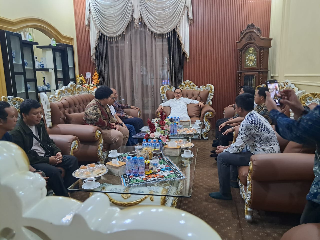 Gubernur Suhardi Duka Agendakan Temui Menteri Komdigi, Setelah Audiensi BAKTI Komdigi