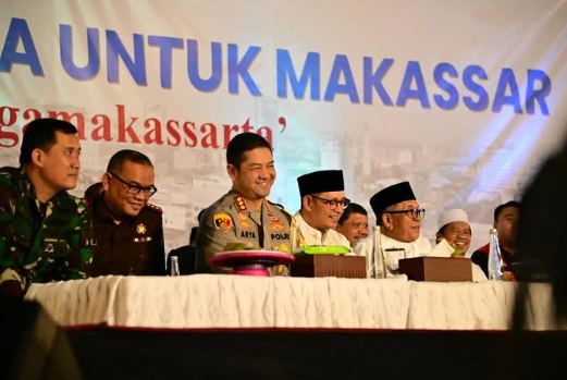 Pimpinan DPRD Hadiri Doa Bersama Untuk Makassar di Lapangan Karebosi