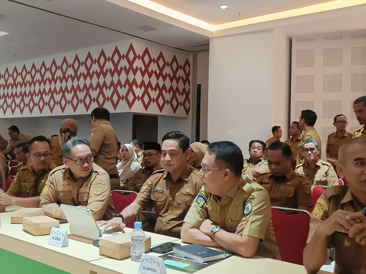 Pengurangan Alokasi TKD 2026, Sekretaris DPRD Sulbar Tegaskan Siap Maksimalkan Program dengan Dana yang Ada