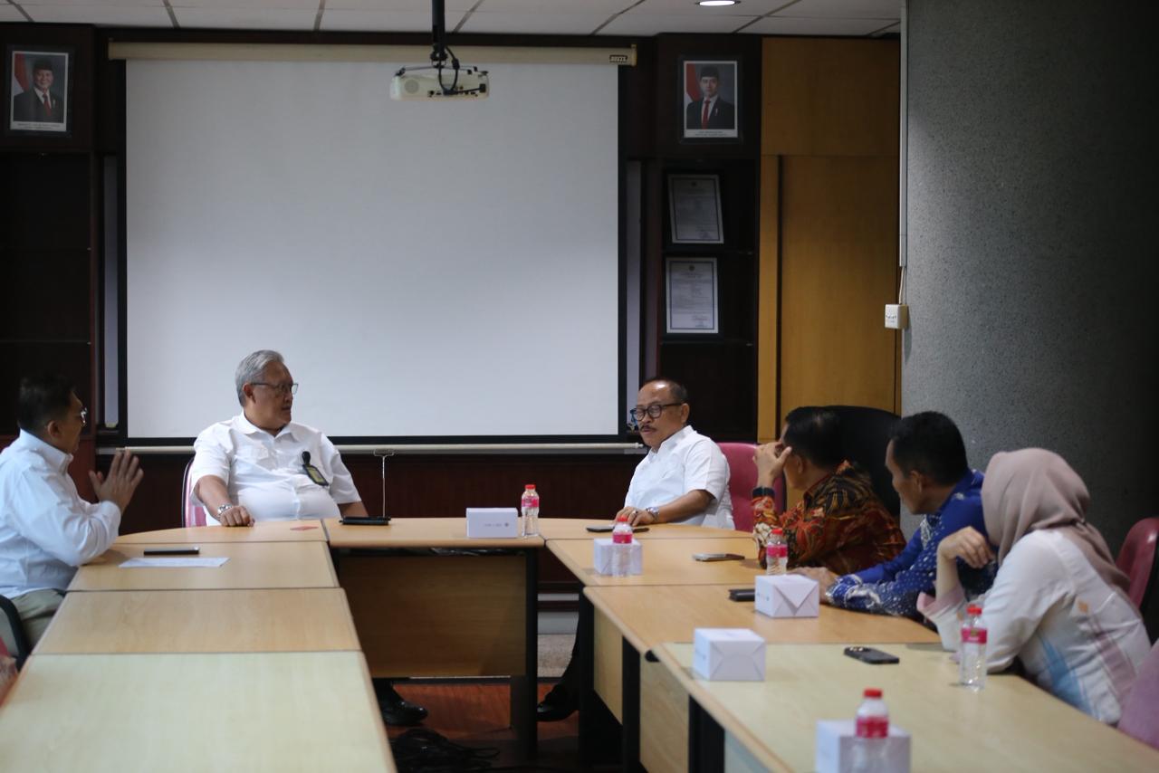 Gubernur Suhardi Duka Lobi Lion Group, Dorong Efisiensi Penerbangan Mamuju–Jakarta