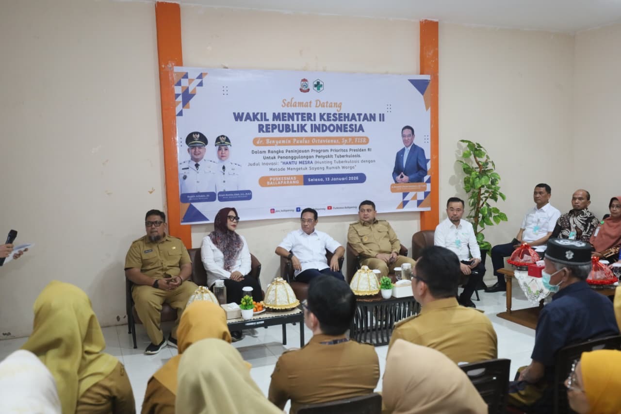 Perkuat Pemberantasan TBC, Wali Kota Makassar Dampingi Wamenkes RI Tinjau Inovasi “Hantu Mesra” 
