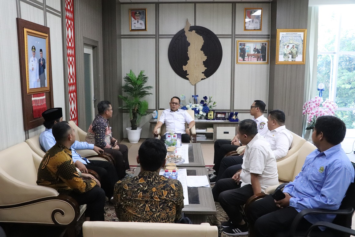 Dongkrak Daya Saing Produk Lokal, BPJPH RI Jajaki Pembentukan Perwakilan Sertifikasi Halal di Sulbar